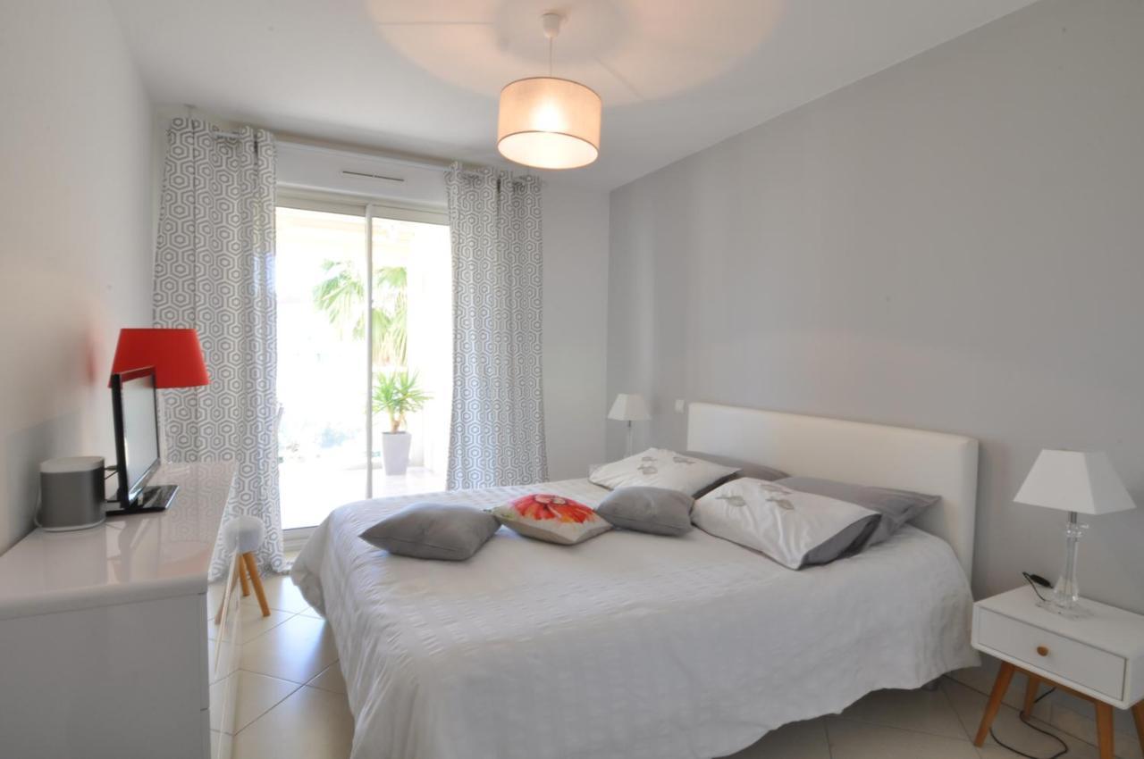 Elegant One-Bedroom Apartment With Swimming Pool - Stayinantibes - Le Vallon Exteriör bild